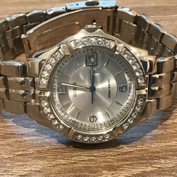 GUESS Women's Silver Tone Watch With Clear Crystals Around The Bezel - Picture 2 of 7